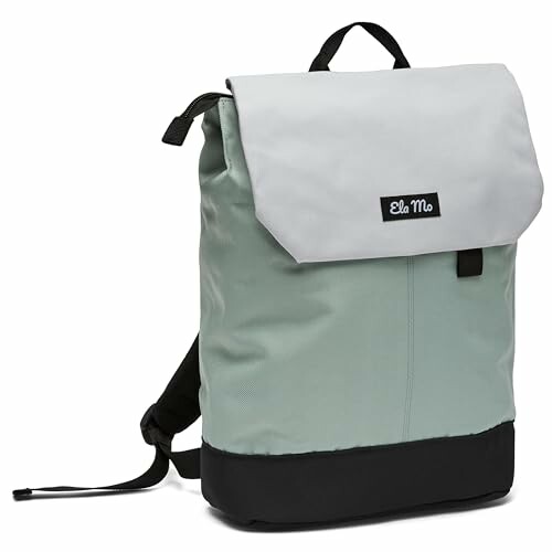 Rucksack in Mintgrün mit Klappe und schwarzem Boden