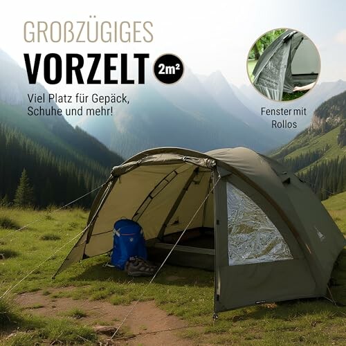 Ein Zelt mit Vorzelt in den Bergen